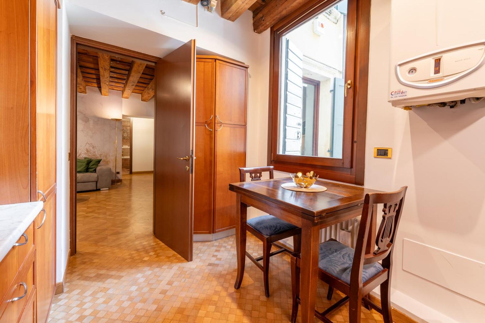 Sgarzerie Luxury Flat 2 Rooms 120Mq Verona Buitenkant foto